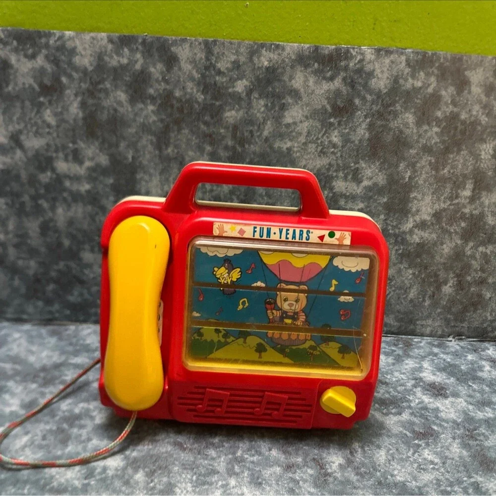 FUN-YEARS Vintage Toy Phone with MFUN-YEARS Vintage Toy Phone with Music & Sound